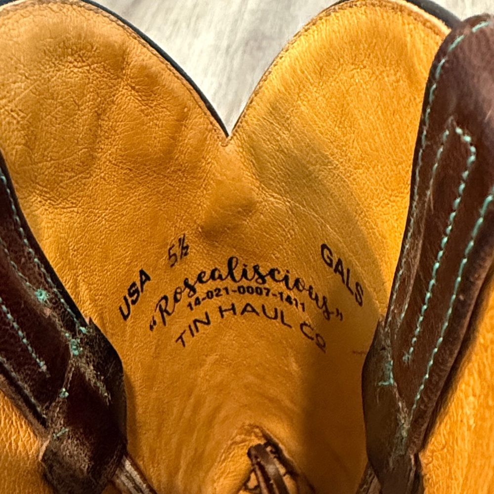 Women's Tin Haul Square Toe Boots - Picture 5 of 6